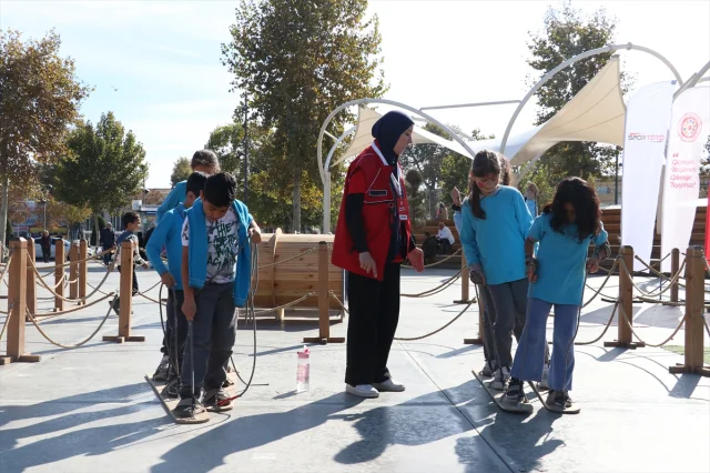 Sakarya'da Geleneksel Oyunlar Festivali: Binlerce Kişi Geçmişle Buluştu