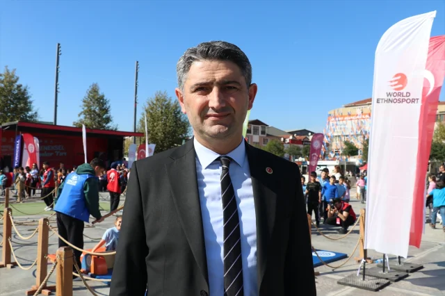 Sakarya'da Geleneksel Oyunlar Festivali: Binlerce Kişi Geçmişle Buluştu