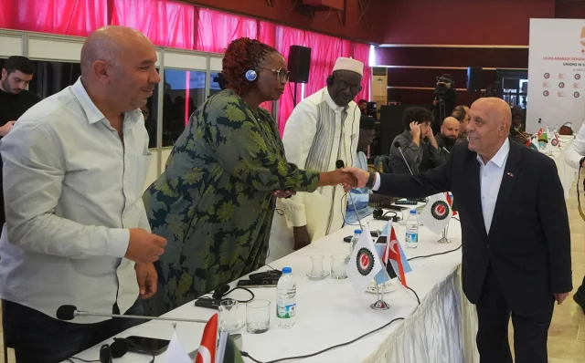 HAK-İŞ'in Filistin'e Destek Programı Uluslararası Sendikalar...