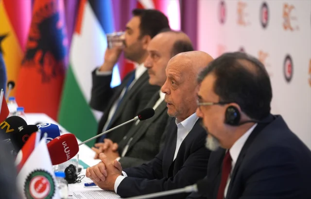 HAK-İŞ'in Filistin'e Destek Programı Uluslararası Sendikaları Buluşturdu