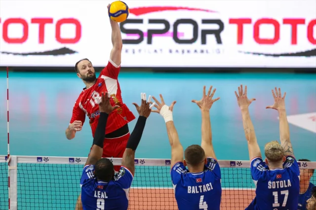 AXA Sigorta Kupa Voley'de İBB'nin Fırtına Gibi Zaferi