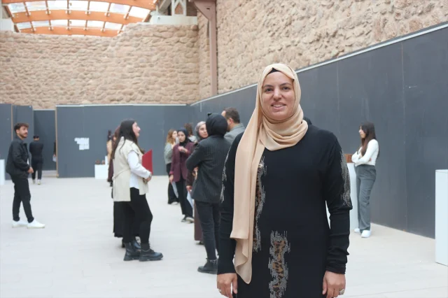 İshak Paşa Sarayı'nda Büyüleyici Seramik Sergisi: Mutlaka Görün
