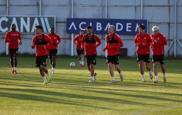 Osman Zeki Korkmaz: "Sivasspor'un İstikrarını Sağlayacağız"