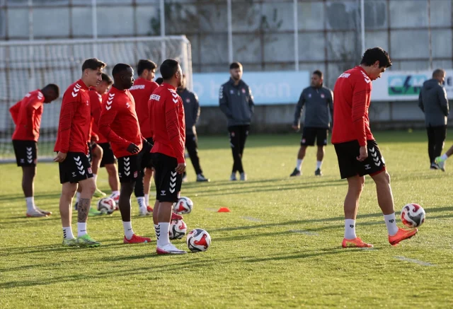 Osman Zeki Korkmaz: "Sivasspor'un İstikrarını Sağlayacağız"