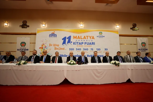 Malatya'daki Kitap Fuarı Kitapseverleri Bekliyor