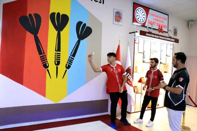 Milli Dartçılar Slovakya'da Dünya Şampiyonluğu İçin Sahnede