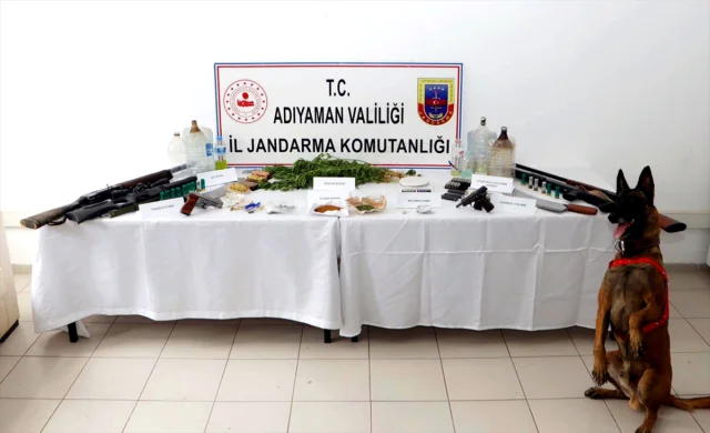 Adıyaman ve Malatya'da Uyuşturucuya Ağır Darbe: 10 Şüpheli Yakaladı