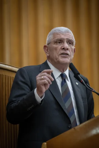 Dervişoğlu'ndan KKTC ve Türkiye İlişkileri Üzerine Çarpıcı Açıklamalar