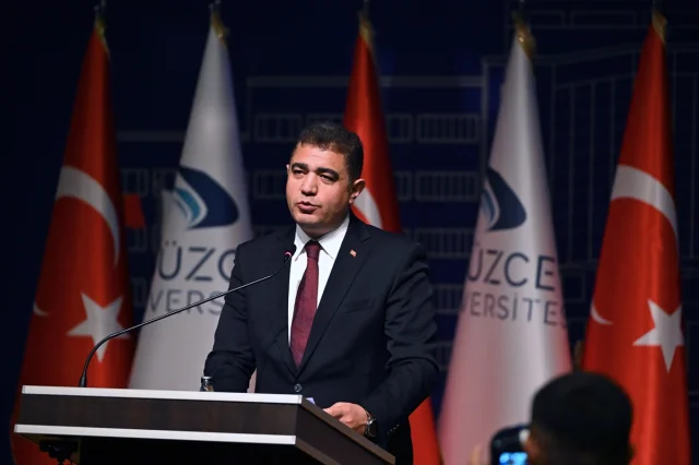 Cevdet Yılmaz'a Düzce'de Fahri Profesörlük: Eğitimde Büyük Yatırımlar