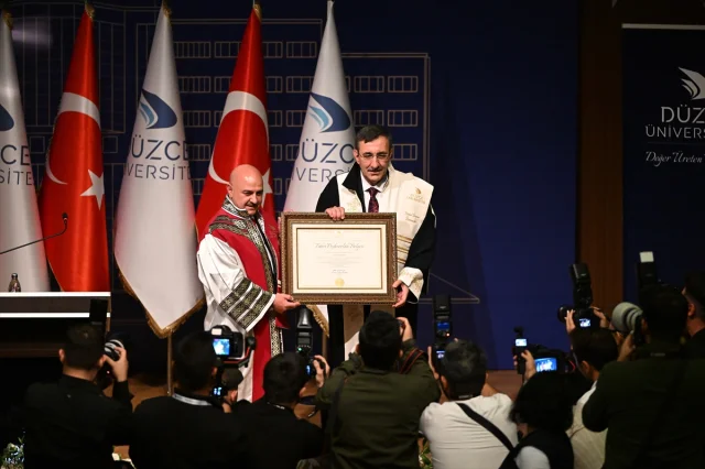 Cevdet Yılmaz'a Düzce'de Fahri Profesörlük: Eğitimde Büyük Yatırımlar