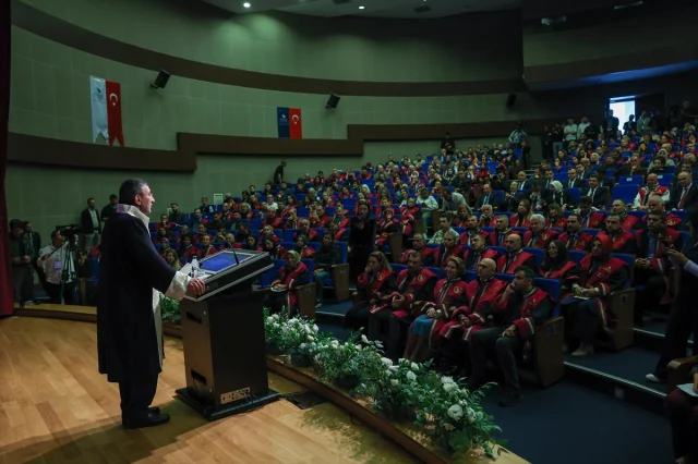 Cevdet Yılmaz'a Düzce'de Fahri Profesörlük: Eğitimde Büyük Yatırımlar