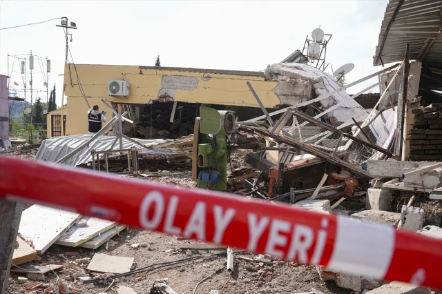 İzmir'de Patlamanın Ardındaki Şaşırtıcı Gerçekler
