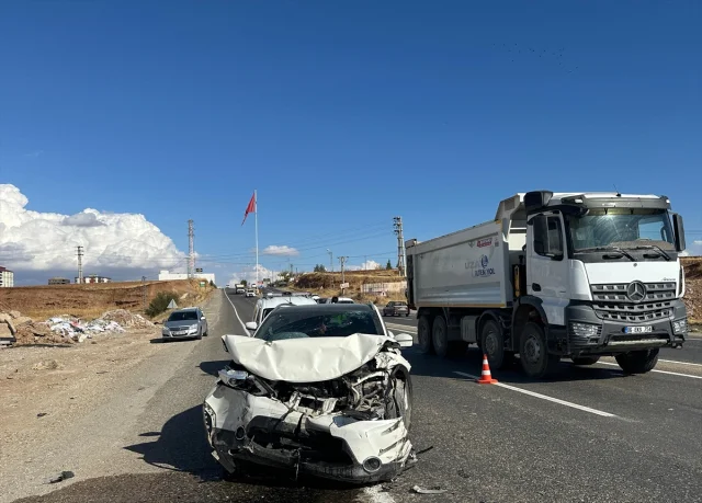 Adıyaman'daki trafik kazaları şok etkisi yarattı 7 kişi yaralandı