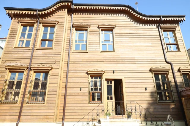 Edirne'nin tarihi konağı turizme yeni bir soluk getiriyor