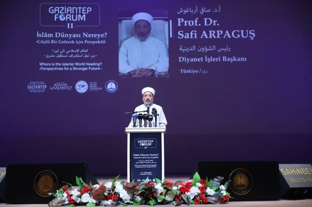 Diyanet İşleri Başkanı Arpaguş'tan Çarpıcı Mesajlar