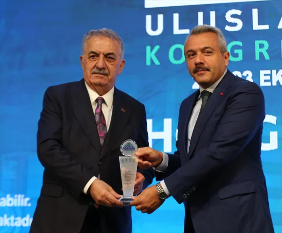 Rize'de Küresel Dönüşüm: Ticaret ve Ekonomi Zirvesi'nde Çarpıcı Açıklamalar