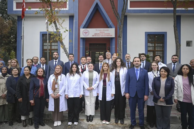 Ankara'da Türkiye'nin İlk Sigara Bırakma Polikliniği Açıldı