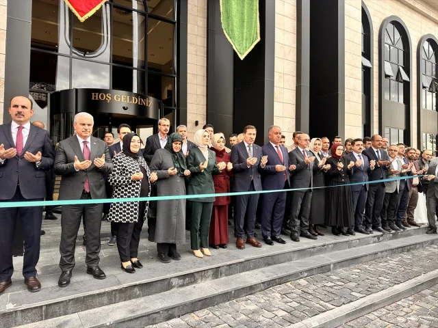 Konya'da Düğünlerde Yeni Dönem Başlıyor: Evlilik Kredisi Sev...