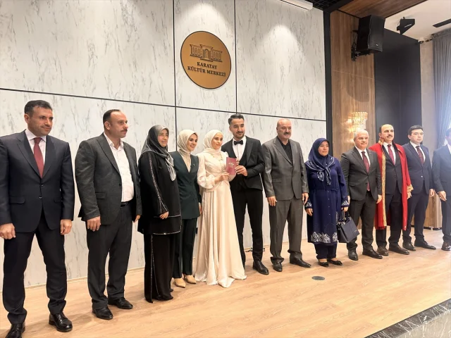 Konya'da Düğünlerde Yeni Dönem Başlıyor: Evlilik Kredisi Sevinci