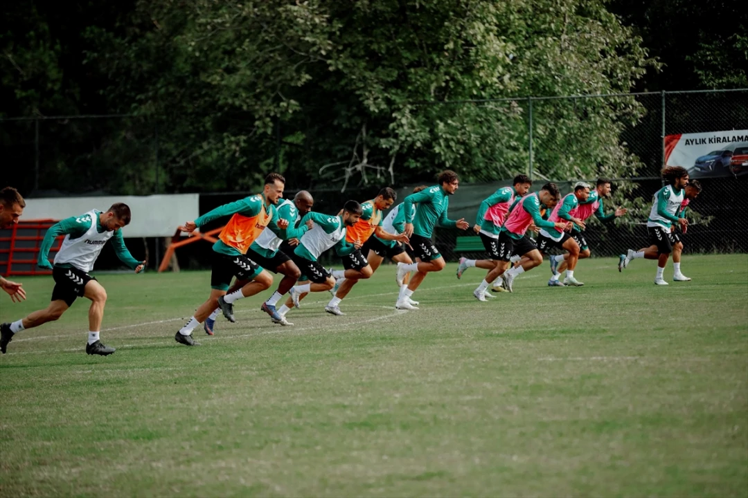 Sakaryaspor Keçiörengücü Maçı Öncesi Hazırlıkları Sürecini Tamamlıyor