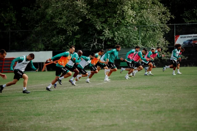 Sakaryaspor Keçiörengücü Maçı Öncesi Hazırlıkları Sürecini Tamamlıyor