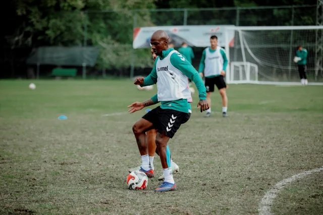 Sakaryaspor Keçiörengücü Maçı Öncesi Hazırlıkları Sürecini Tamamlıyor