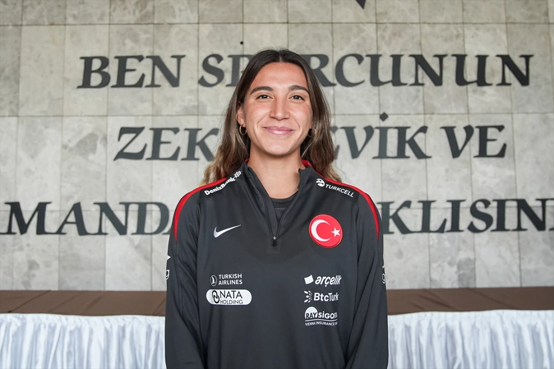 A Milli Kadın Futbol Takımı B Ligi'nde Kalma Mücadelesi Veriyor