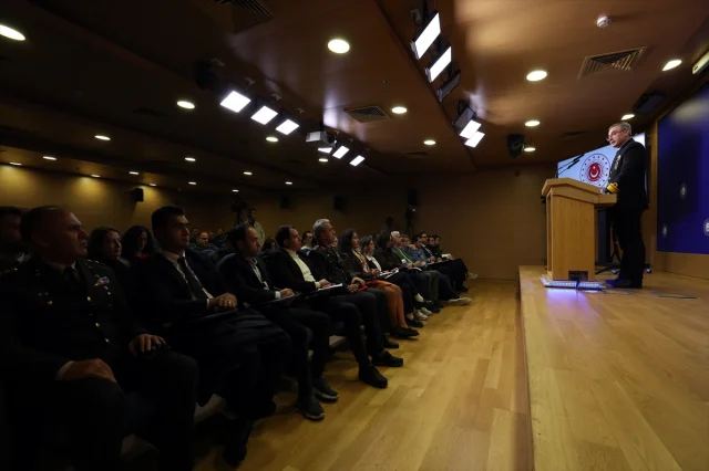 MSB'nin Basın Toplantısında Verilen Kritik Mesajlar