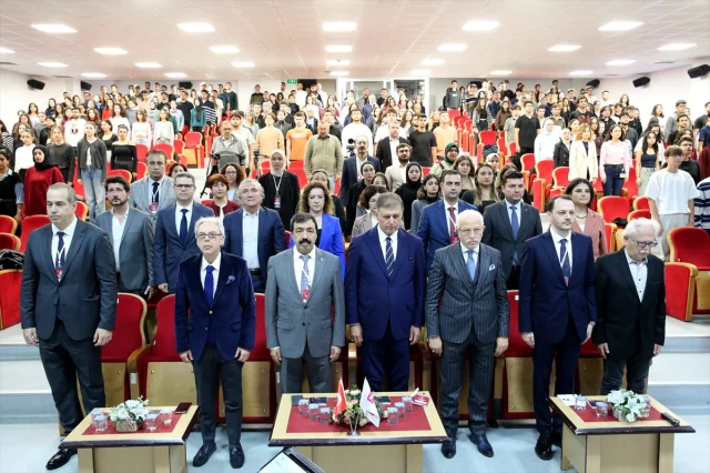 İzmir'de Sosyal İnovasyon ve Veri Analitiği Kongresinin İlgi...