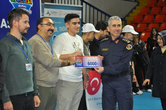Kütahya'da Genç Yetenekler Robot Yarışmasında Buluştu