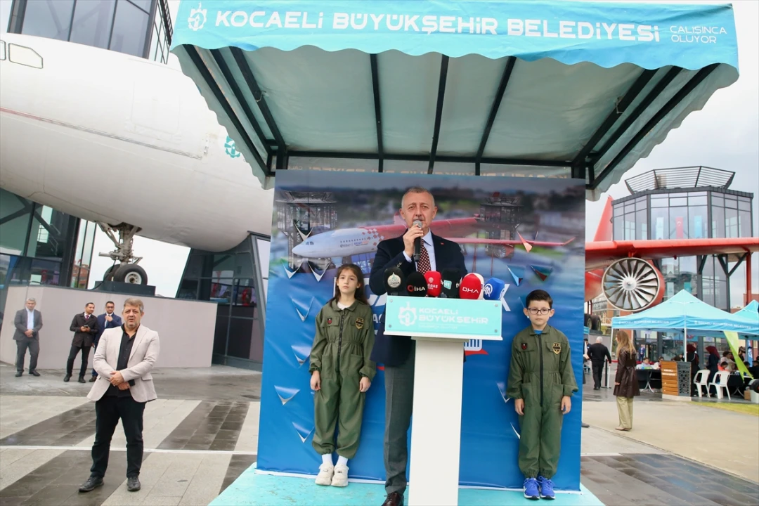 Kocaeli'de Eski Uçak İlham Veren Bir Merkeze Dönüştü