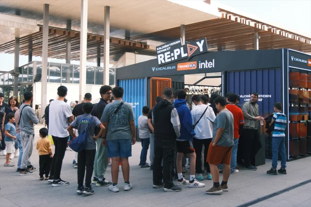 Oyun Tutkunlarını Buluşturan Adana'daki RE:PLAY Turnuvası