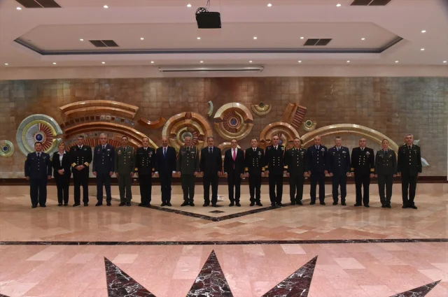 Türkiye ve Yunanistan Barışı İçin İzmir'de Yeni Bir Başlangıç