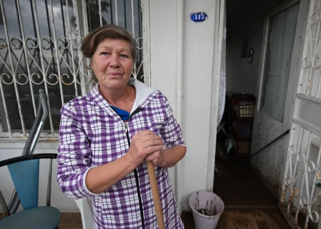 Foça'da Sel Felaketi: Kayıp Vatandaşın Durumu Ne Olacak?
