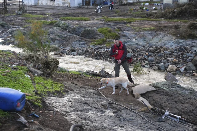İzmir Foça'da Selin Ardından Kayıp Kişi İçin Umutlar Devam Ediyor