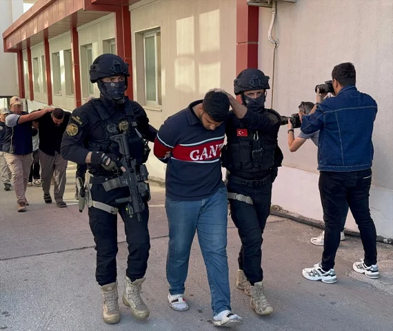 Adana'da terör operasyonu: 6 DEAŞ zanlısı tutuklandı
