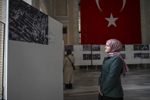 Gazze Mahkemesi'nde "Kanıt" Sergisine Yoğun İlgi