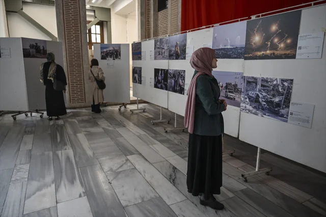 Gazze Mahkemesi'nde "Kanıt" Sergisine Yoğun İlgi