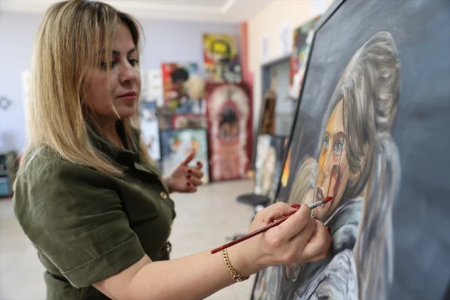 Mardinli ressam Esengül Bozdağ Alan savaşı tuvallerle anlatıyor