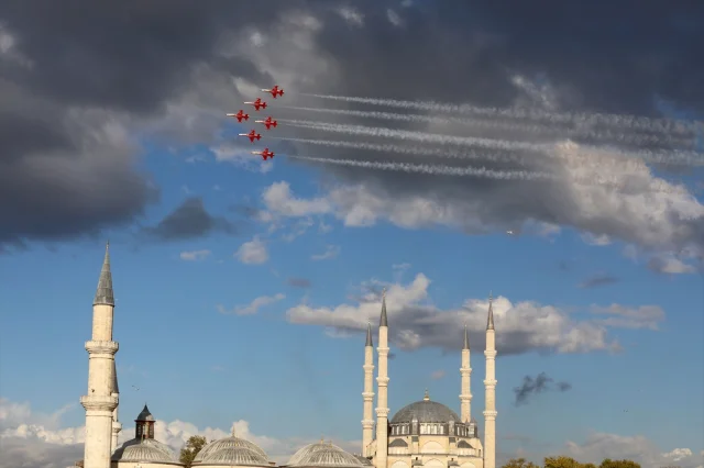 Türk Yıldızları Edirne'de Unutulmaz Bir Gösteriye Hazırlanıyor