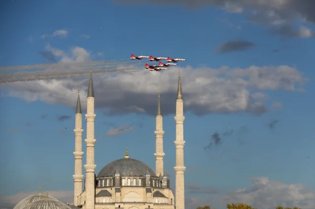 Türk Yıldızları Edirne'de Unutulmaz Bir Gösteriye Hazırlanıyor