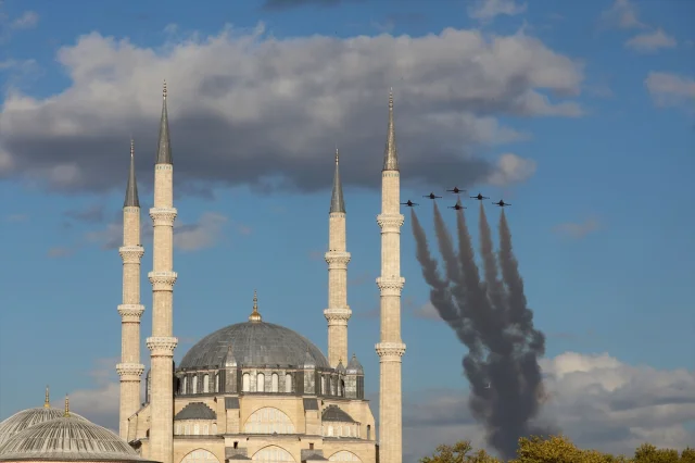 Türk Yıldızları Edirne'de Unutulmaz Bir Gösteriye Hazırlanıyor