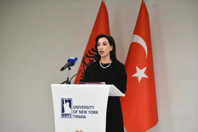 Tiran'da Yeni Akademik Yıl Coşkusu Türkiye Maarif Vakfı'yla Başladı