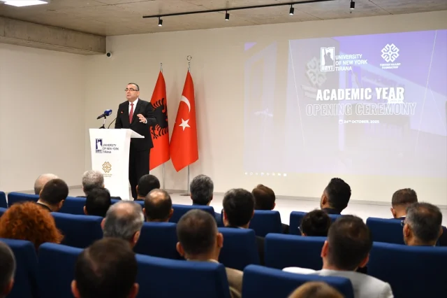 Tiran'da Yeni Akademik Yıl Coşkusu Türkiye Maarif Vakfı'yla Başladı