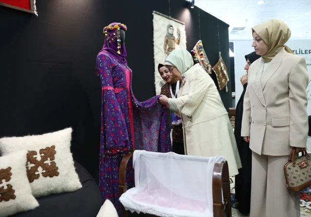 Emine Erdoğan'dan Duygulandıran 'Siirtlilerle Buluşma' Mesajı