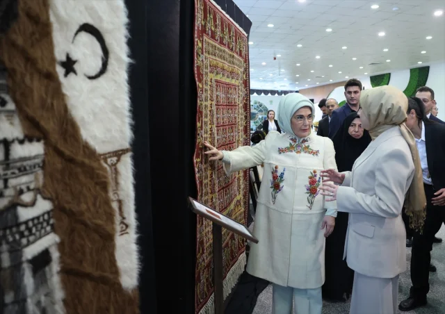 Emine Erdoğan'dan Duygulandıran 'Siirtlilerle Buluşma' Mesajı
