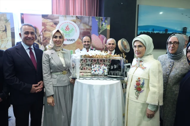 Emine Erdoğan'dan Duygulandıran 'Siirtlilerle Buluşma' Mesajı