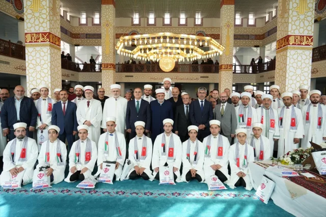 Muğla'da Genç Hafızlar İçin Coşkulu Tören