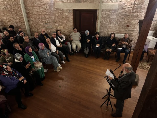 Gülhane Şiir Akşamları’nda Gazze Temalı Şiirler Duygu Dolu A...