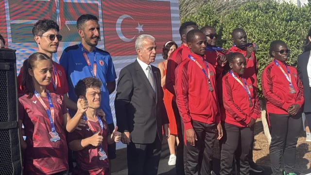 Mersin'de Plaj Oyunlarında Türk Sporculardan Büyük Başarı